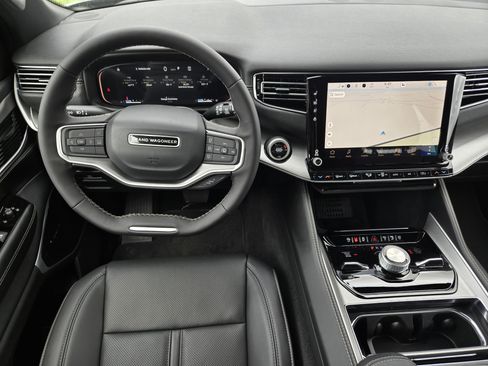 New 2026 Jeep Grand Wagoneer Limited AWD/4WD image 22