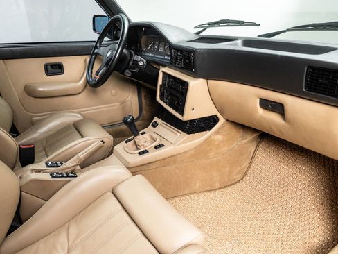 Used 1988 BMW M5 image 38