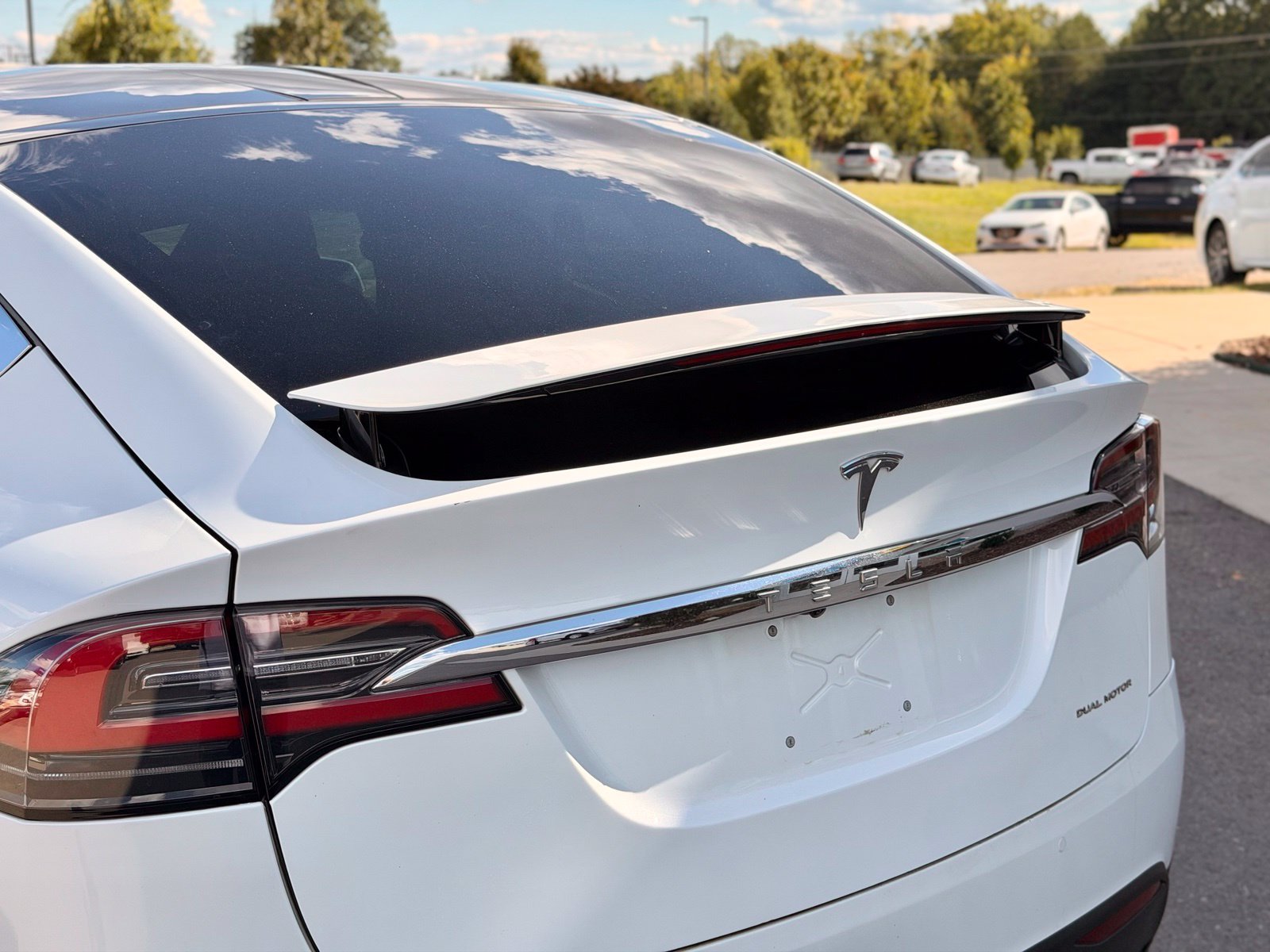 Used 2019 Tesla Model X 75D AWD/4WD image 29