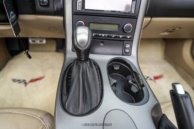 Used 2006 Chevrolet Corvette Convertible w/ Preferred Equipment Group RWD image 34
