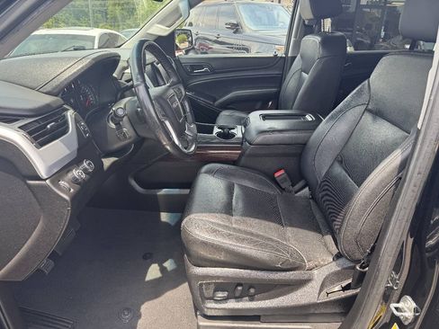 Used 2019 GMC Yukon XL SLT AWD/4WD image 8