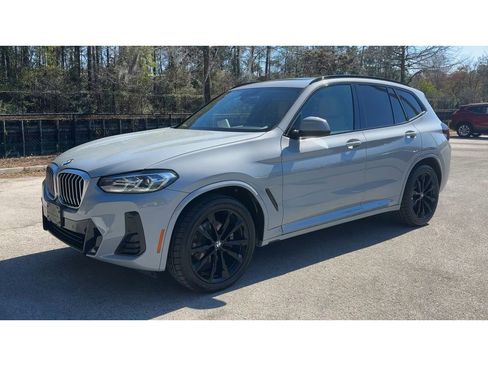 Used 2022 BMW X3 xDrive30i w/ M Sport Package image 4