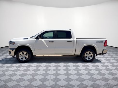 Used 2025 RAM 1500 Big Horn AWD/4WD image 2