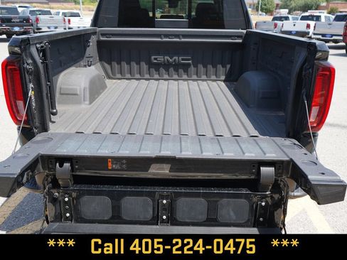 Used 2025 GMC Sierra 1500 Denali w/ Denali Reserve Package AWD/4WD image 19