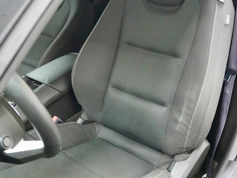 Used 2011 Chevrolet Camaro LT RWD image 4
