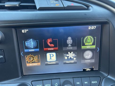 Used 2014 Chevrolet Corvette Z51 w/ 3LT Preferred Equipment Group image 35