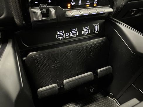 Certified 2025 RAM 1500 Limited image 24