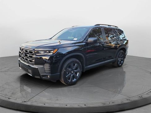 New 2026 Honda Pilot Sport image 3