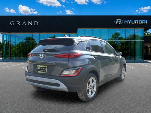 Used 2023 Hyundai Kona SEL FWD image 5