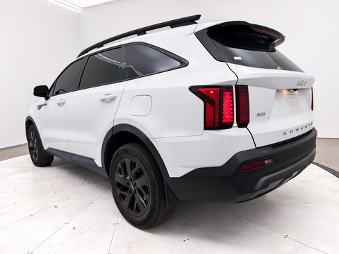 Used 2022 Kia Sorento S w/ Panoramic Sunroof Package image 16