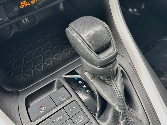 Used 2024 Toyota RAV4 XLE w/ Convenience Package AWD/4WD image 21