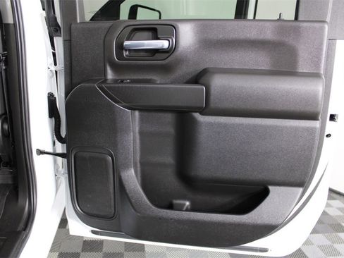 Used 2021 Chevrolet Silverado 2500 LT w/ Fleet Comfort Package image 33