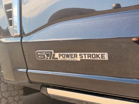 Used 2024 Ford F250 Lariat image 10