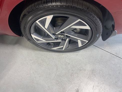 New 2025 Hyundai Elantra Sport image 29