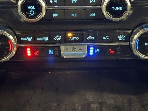 Used 2023 Ford F150 Lariat w/ Equipment Group 502A High AWD/4WD image 32