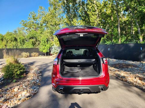 Used 2019 Ford Edge ST w/ Equipment Group 401A image 20