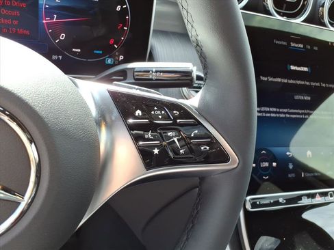 Used 2026 Mercedes-Benz GLC 300 4MATIC image 15