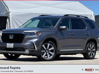Used 2025 Honda Pilot Touring