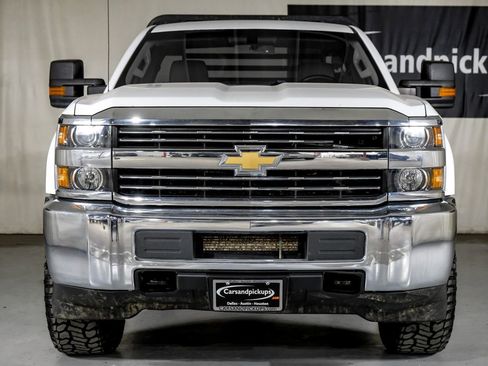 Used 2018 Chevrolet Silverado 3500 W/T image 3