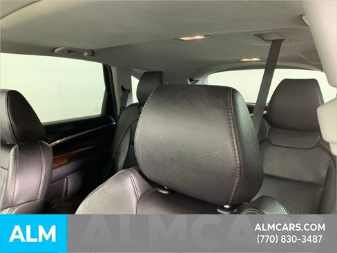 Used 2017 Acura MDX SH-AWD image 17
