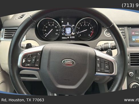 Used 2018 Land Rover Discovery Sport HSE image 36