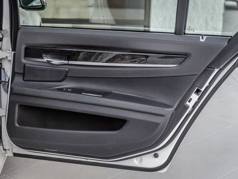 Used 2014 BMW 740Li RWD image 51