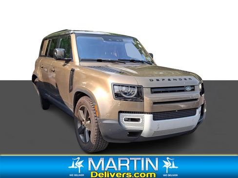 Used 2020 Land Rover Defender 110 SE AWD/4WD image 1