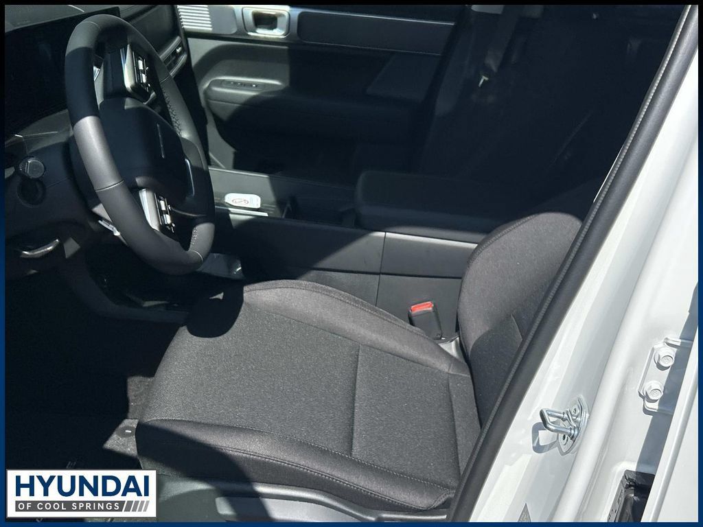 New 2027 Hyundai Santa Fe SE FWD image 13