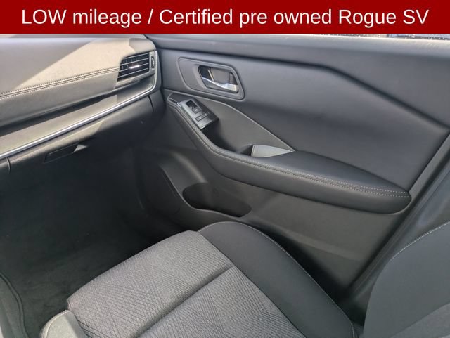 Certified 2026 Nissan Rogue SV FWD image 17