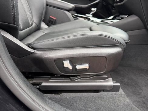 Used 2023 BMW X3 xDrive30i w/ Premium Package image 25