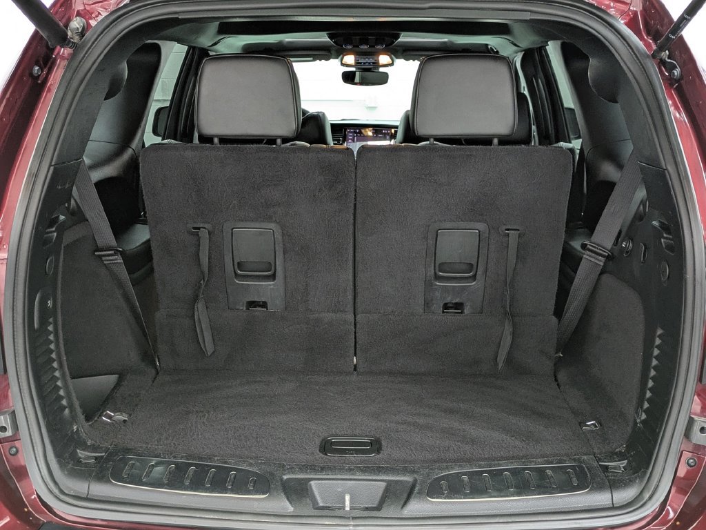 Used 2022 Dodge Durango R/T w/ Blacktop Package AWD/4WD image 21
