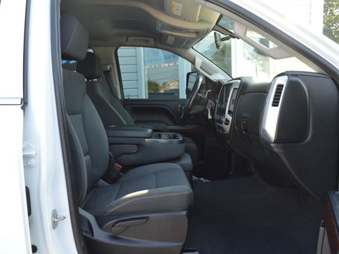 Used 2019 GMC Sierra 2500 SLE image 18