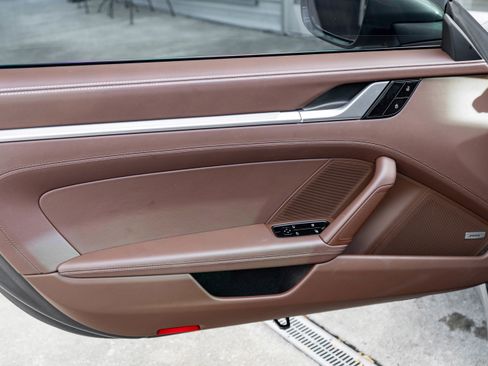 Used 2021 Porsche 911 Carrera 4S image 10