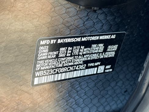 Used 2024 BMW iX xDrive50 w/ Premium Package AWD/4WD image 41