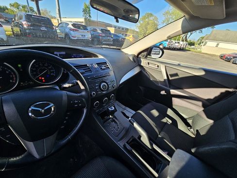 Used 2013 MAZDA MAZDA3 i Touring FWD image 20