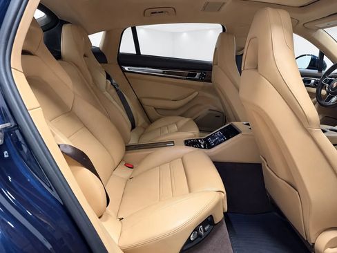 Used 2018 Porsche Panamera 4S Executive AWD/4WD image 21