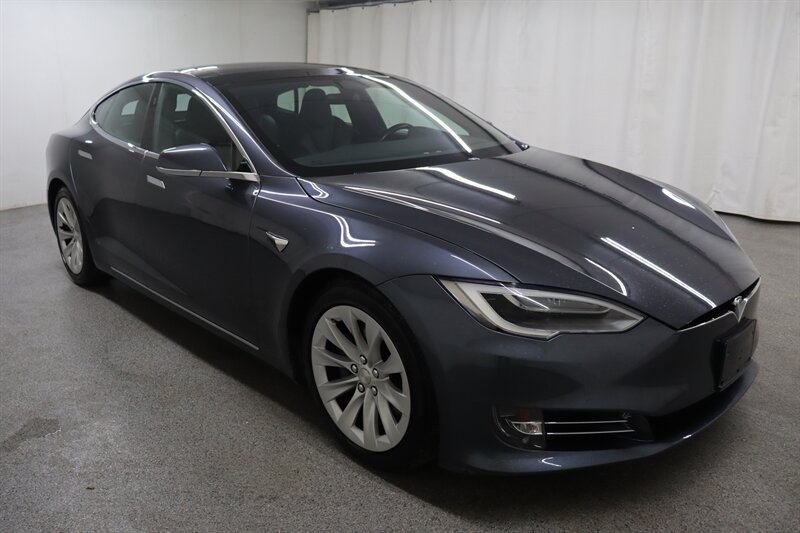 Used 2017 Tesla Model S 90D AWD/4WD image 1