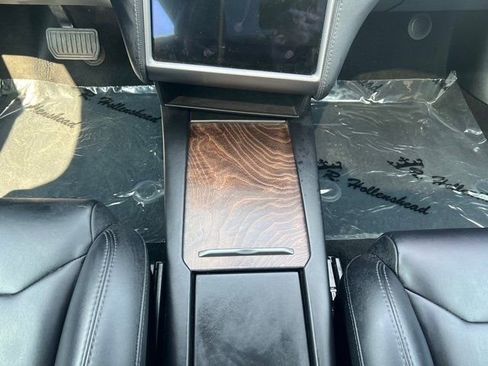 Used 2018 Tesla Model S 100D image 26