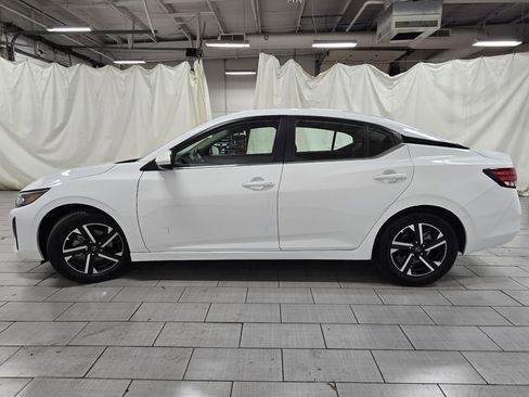 Used 2025 Nissan Sentra SV image 10