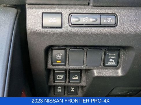 Used 2023 Nissan Frontier PRO-4X w/ Pro Convenience Package image 10