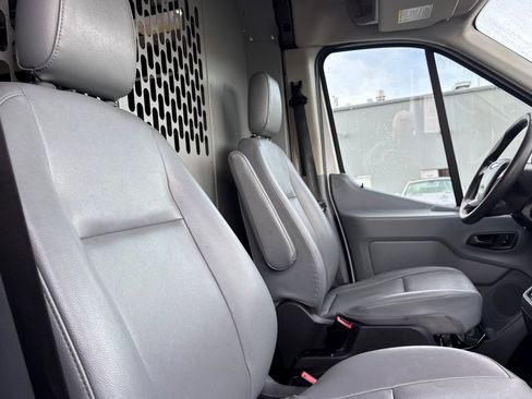 Used 2019 Ford Transit 250 148 Medium Roof image 29
