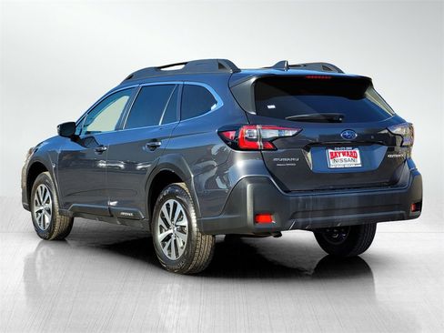 Used 2024 Subaru Outback Premium image 7