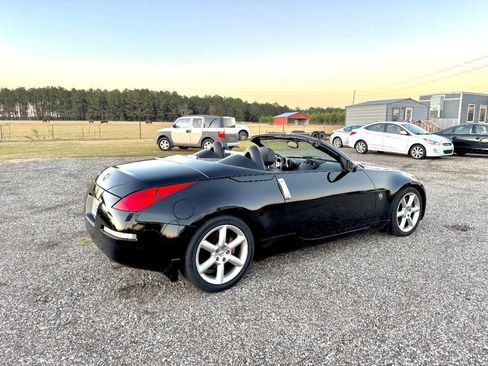 Used 2005 Nissan 350Z Grand Touring image 8