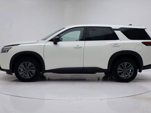 Used 2024 Nissan Pathfinder S image 6