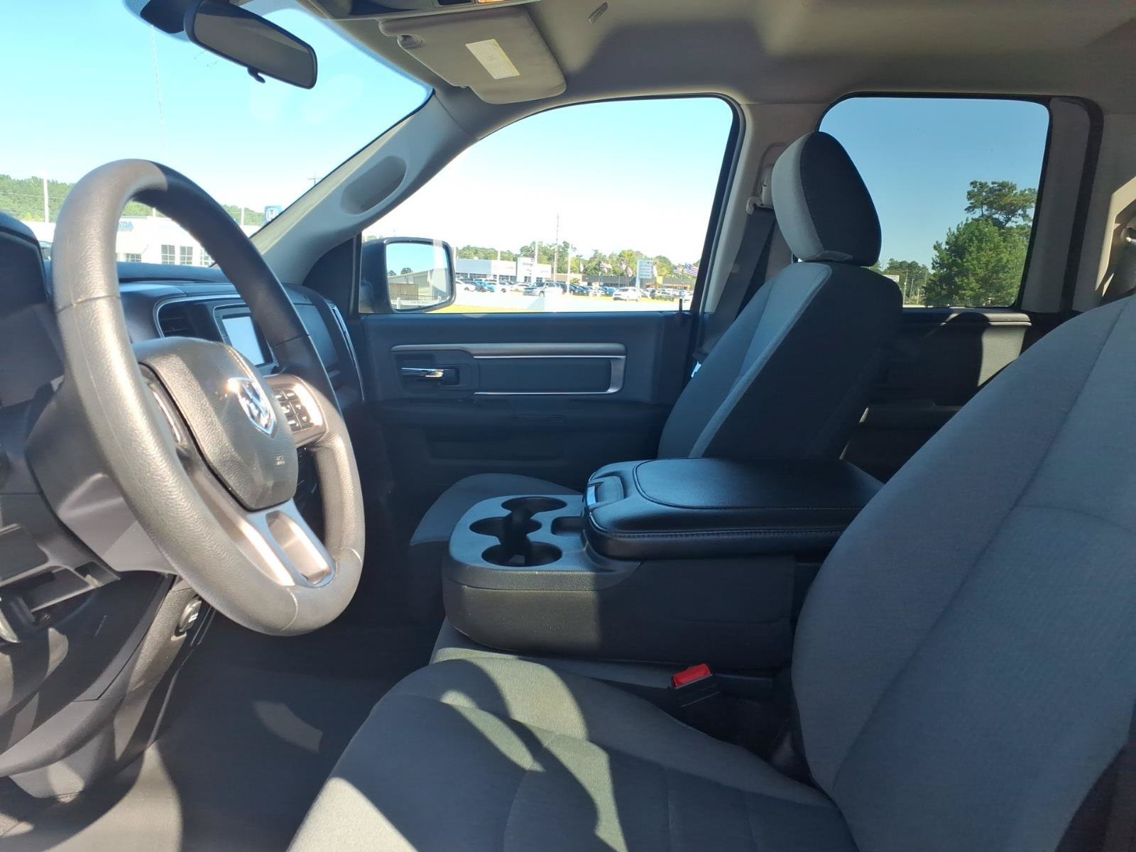 Used 2024 RAM 1500 Classic SLT AWD/4WD image 7