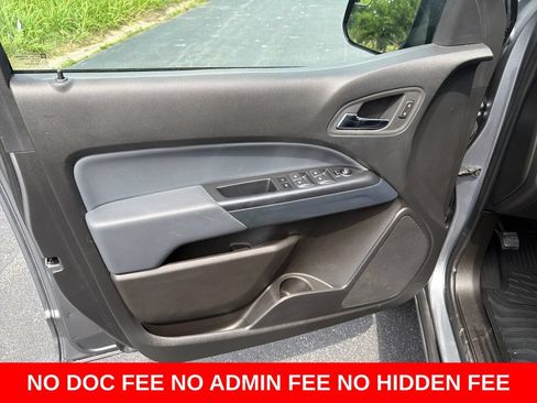 Used 2022 Chevrolet Colorado Z71 AWD/4WD image 12