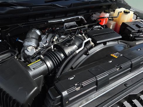 Used 2024 GMC Sierra 3500 Denali w/ Denali Reserve Package image 36