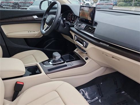 Used 2023 Audi Q5 2.0T Premium Plus w/ Premium Plus Package image 26