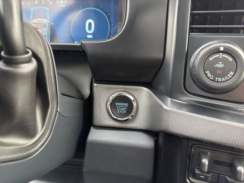 New 2026 Ford F250 Platinum image 38