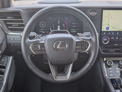Used 2024 Lexus GX 550 AWD/4WD image 17